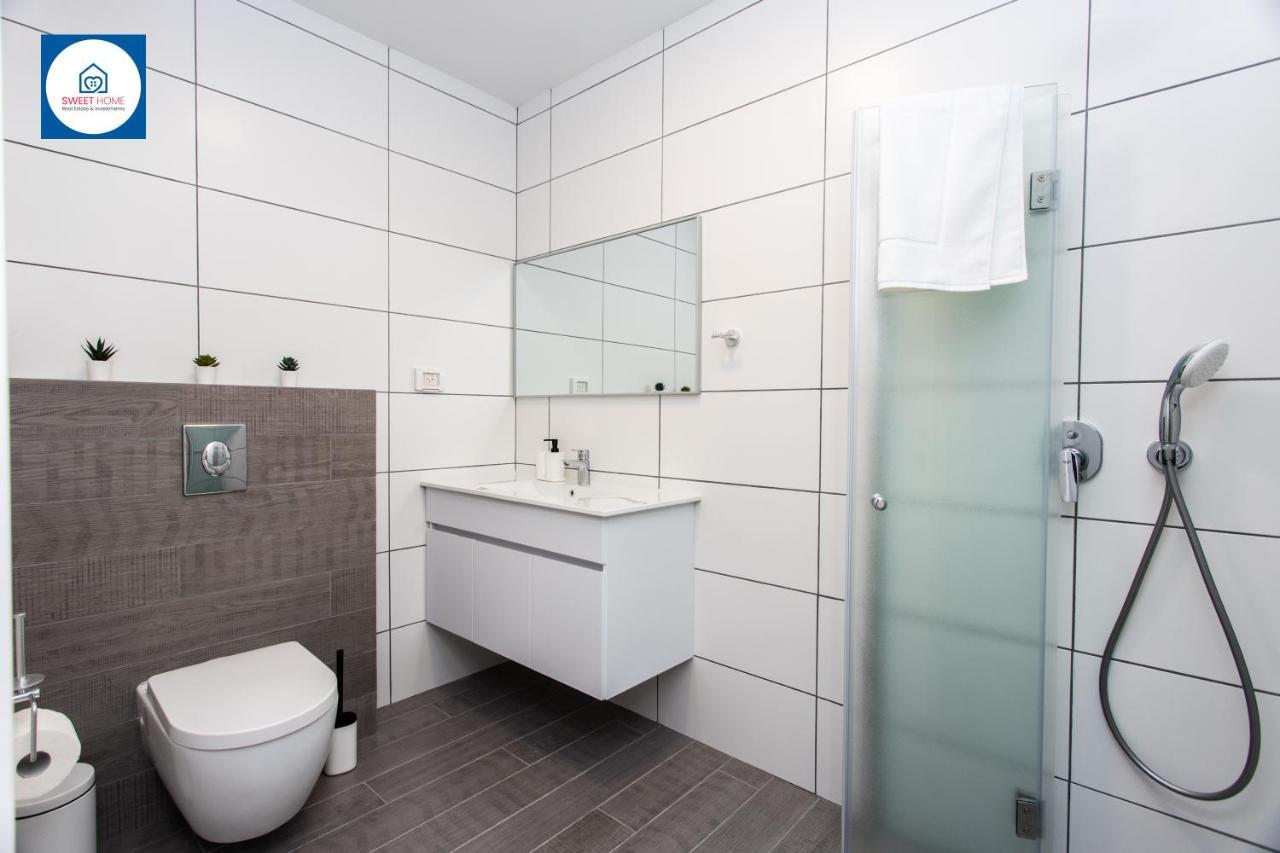 Design Apartments In نتانيا المظهر الخارجي الصورة