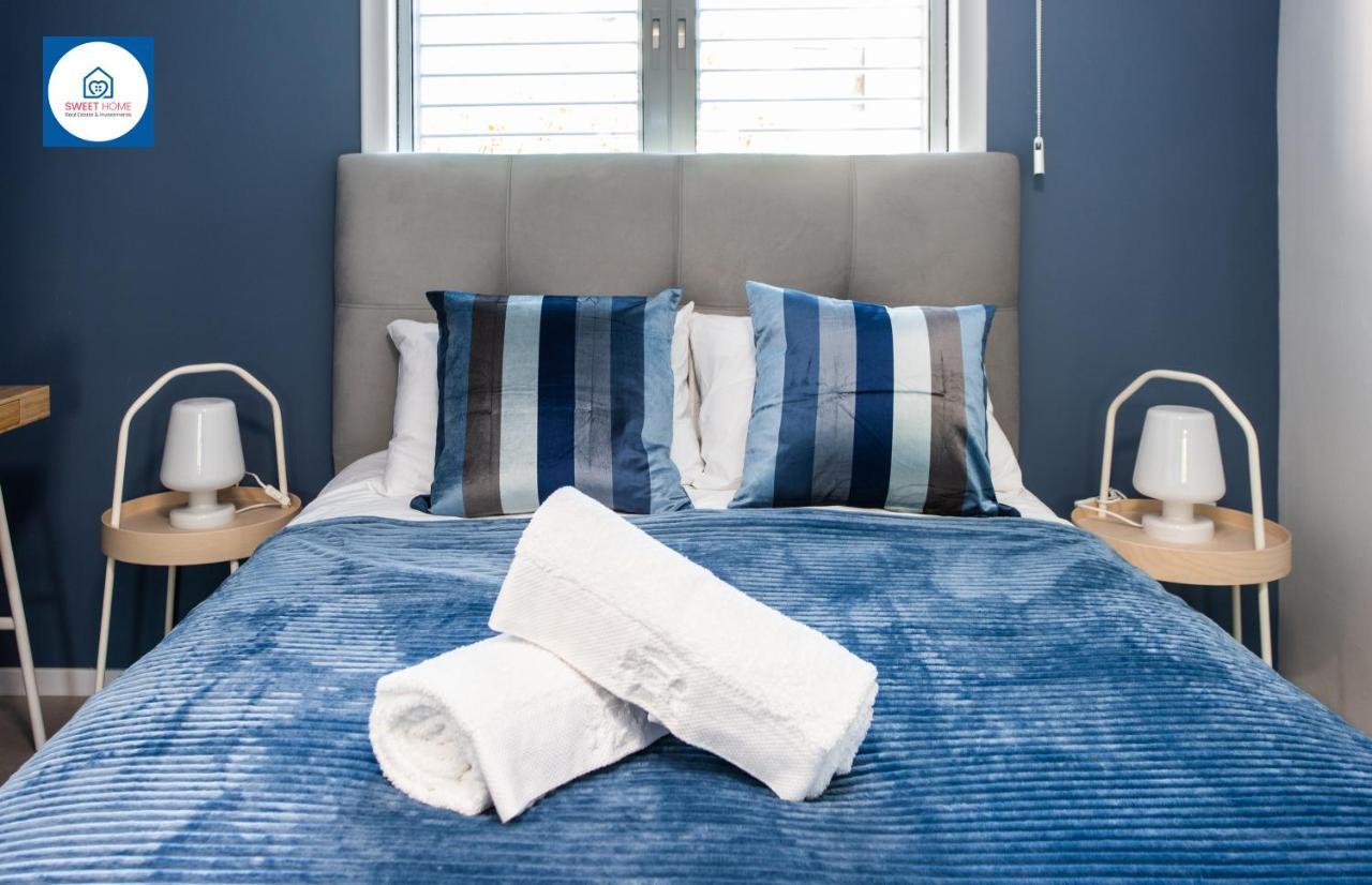 Design Apartments In نتانيا المظهر الخارجي الصورة